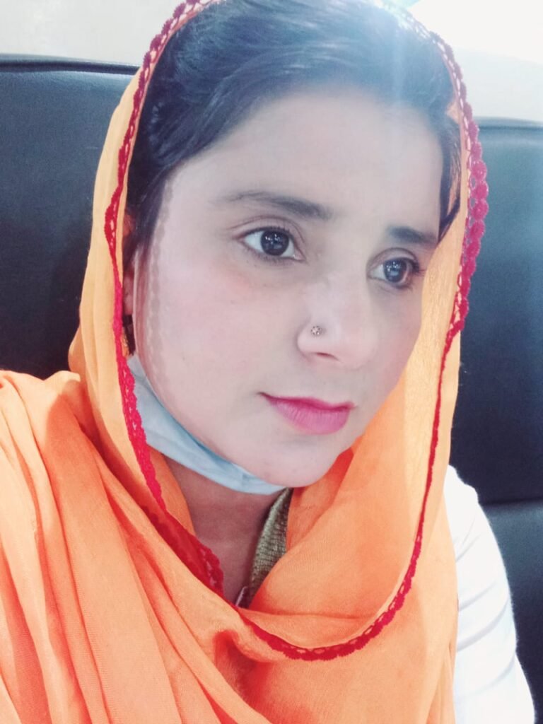 Home tutor in Daroghawala Cantt DHA Lahore – Samra Kamal MPhil Teacher
