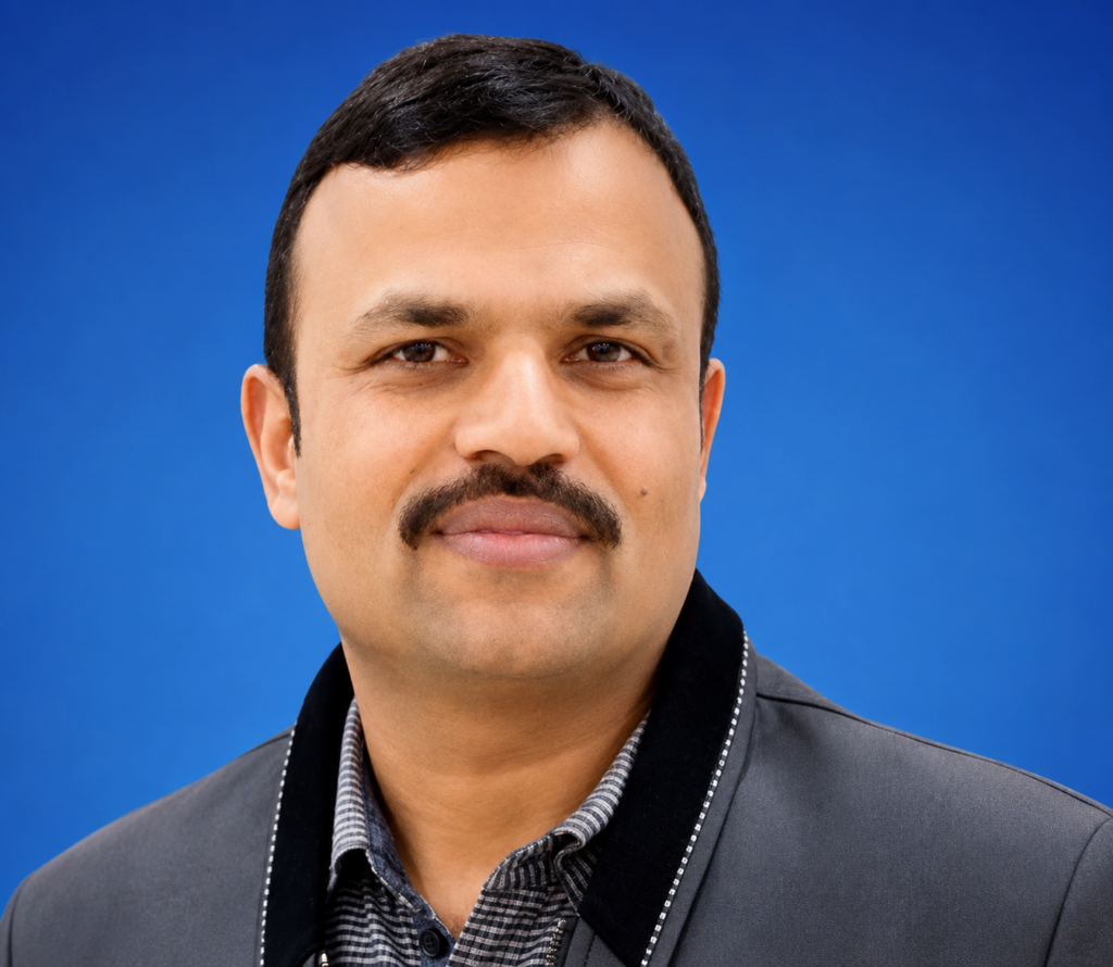 Sir Amir Zafar, experienced home and online Business Studies tutor in Lahore